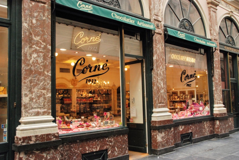 vente-PEILLE-min_chocolate_chocolaterie_shop_luxury_chic_gallery_brussels_belgium-558146